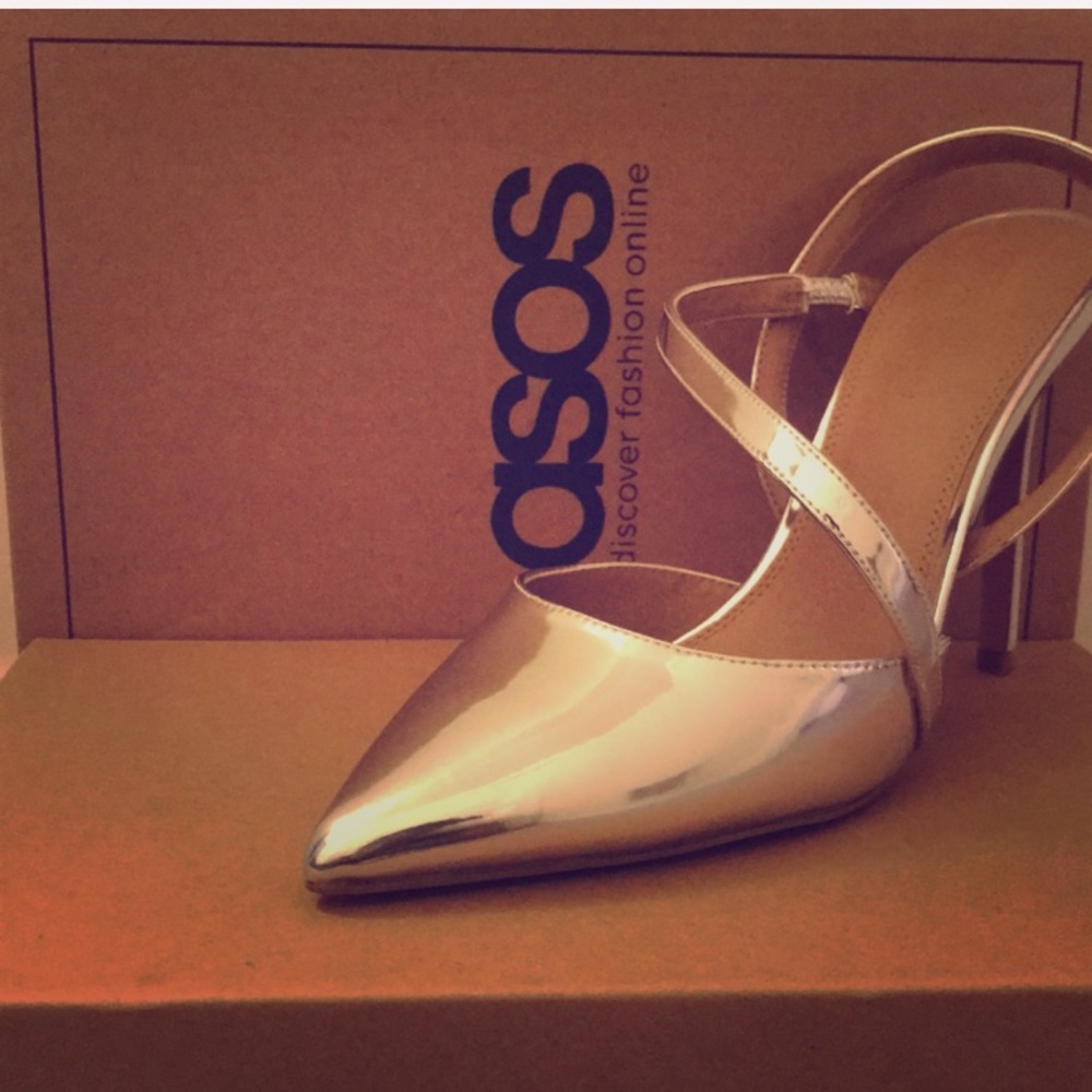 ASOS pointy silver mirror heels 👠